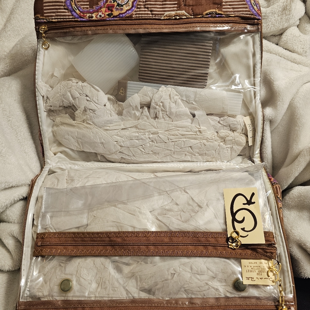 Oscar De La Renta Make Up / Cosmetic Travel Case / Bag